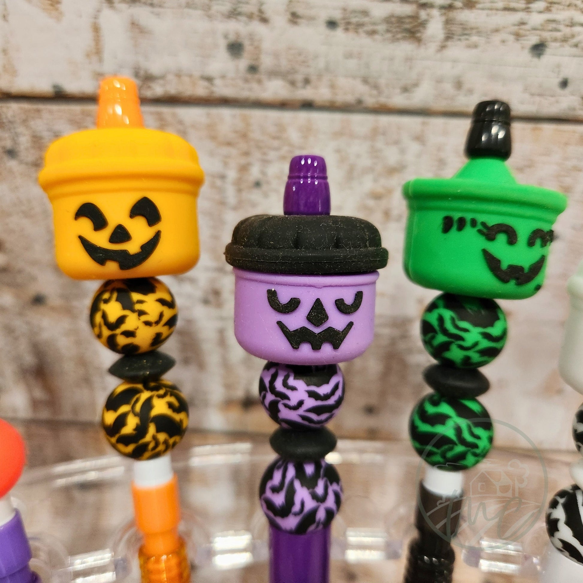 Halloween Pen, Pumpkin Pen, Halloween Pencil, Teacher Gift, Trick or Treat Bucket, Three Sisters, Glow In The Dark Ghost, Refillable Pencil