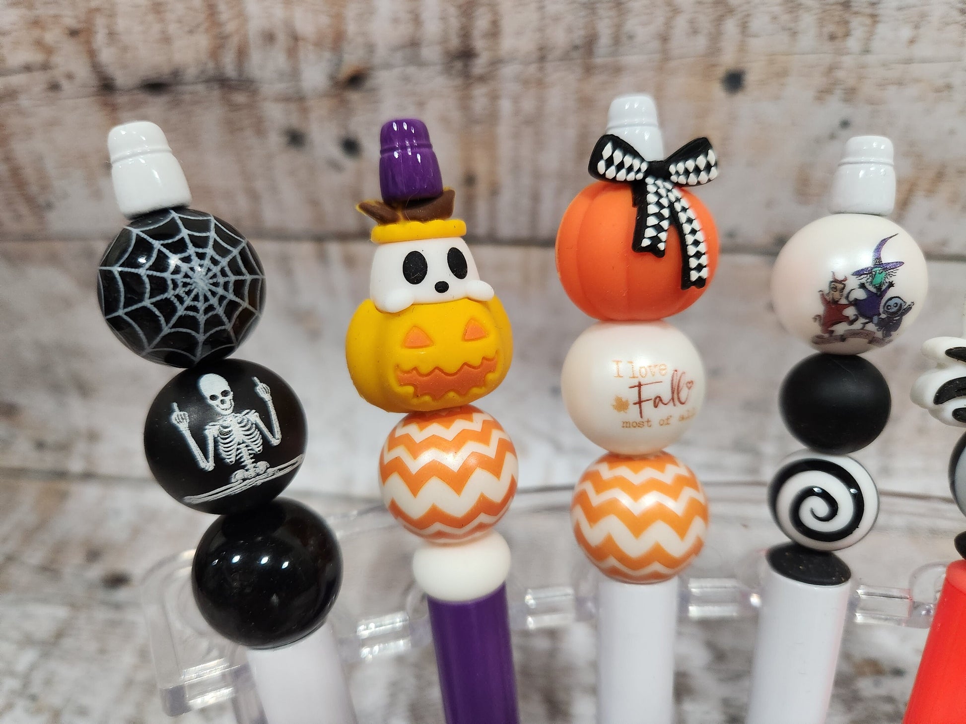 Beaded Halloween Pen, Pumpkin Pen, Halloween Pencil, Teacher Gift, Refillable Pen, Naughty Skeleton