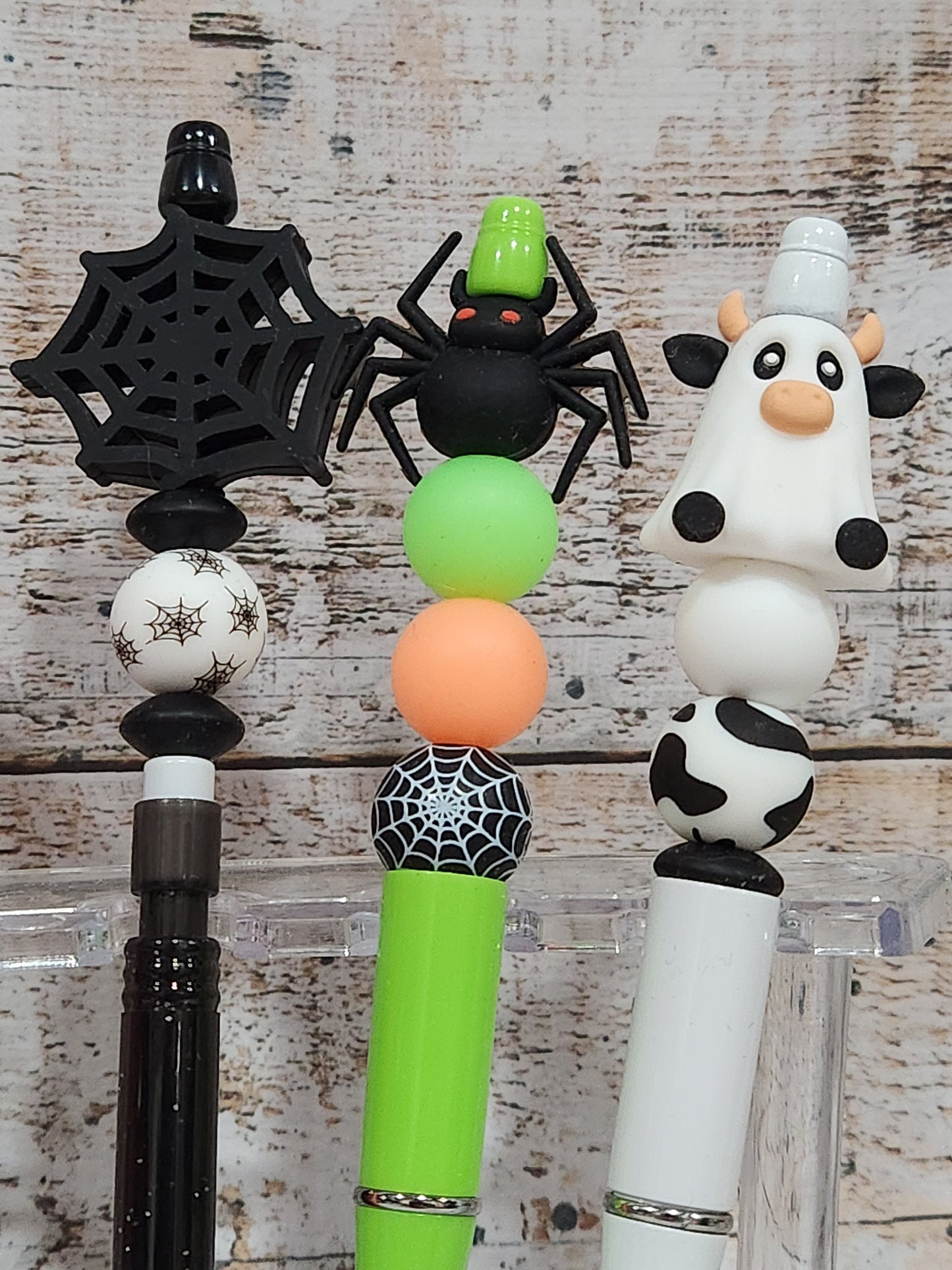 Beaded Halloween Pen, Journaling, Ghost Cow, Cute Pen, Spooky Season, Halloween Spider Web, Spooky Vibes, Scrapbooking, Pencil, Fall Pen