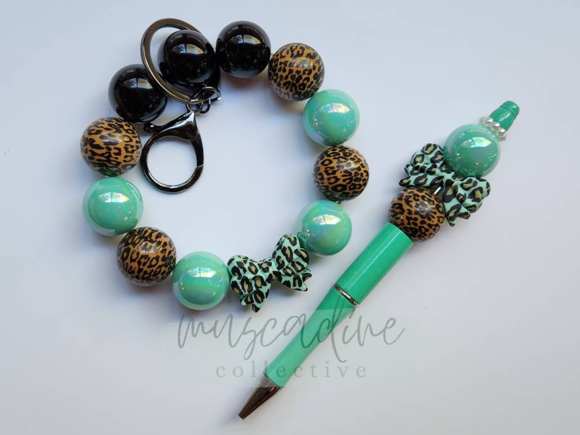 Leopard and Mint Bow Wristlet and Pen Set